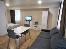 Smart House Hotel