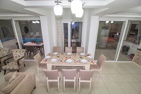 Zehra Villas