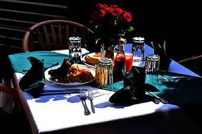 Rocy Hotel