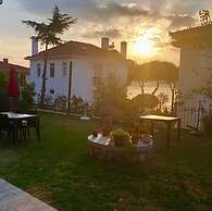 Cunda Limon Otel