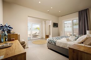Sarpidon Suites