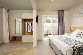 Sarpidon Suites