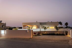 Sarpidon Suites