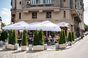 Metropole Apartments Royal Residence