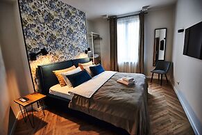 Metropole Apartments Royal Residence