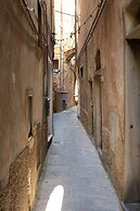 Via Del Santo