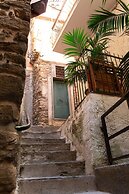 Via Del Santo