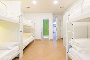 Benarrabá Hostel