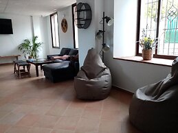 Benarrabá Hostel