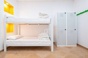 Benarrabá Hostel