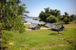 Rushel Kivu Lodge