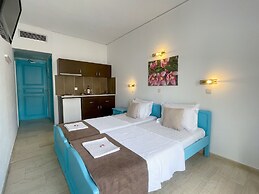 Stratos Hotel
