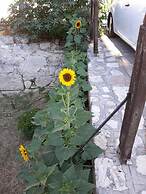 Stratos Hotel