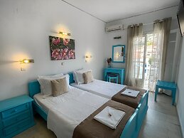 Stratos Hotel