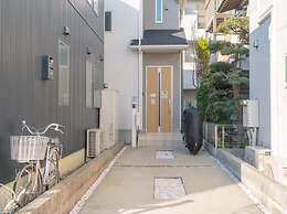 Angeline House