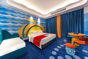 Dolphin Bay Hotel