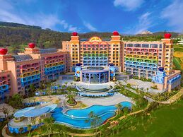 Dolphin Bay Hotel