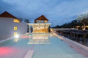 Palmyrah Surin Beach Residence
