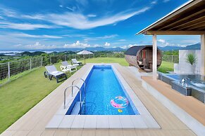 Crystal Villa SHIRAHAMA