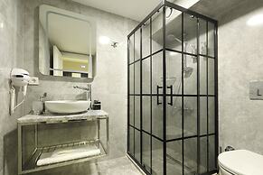 Moss Suites Hotel