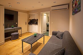 Moss Suites Hotel