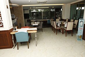 Gens Boutique Hotel