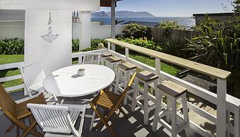 Penguins View Guesthouse