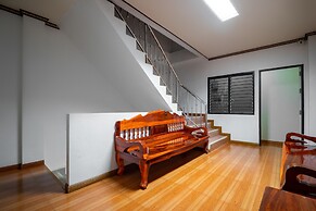 OYO 836 PK Residence
