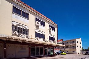 OYO 836 PK Residence