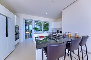 18 Bedroom Luxury Sea View Villas
