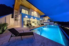 18 Bedroom Luxury Sea View Villas