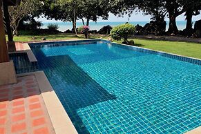 2 Bedoom Beach Front Villa Laem Noi SDV098-By Samui Dream Villas