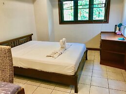 4 Bedroom Villa on Beachfront Resort TG39
