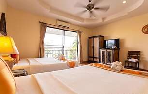 Chang Charlie Inn