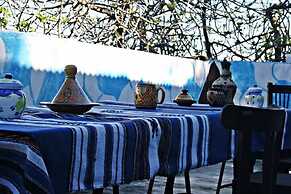 Nefzi Guest House