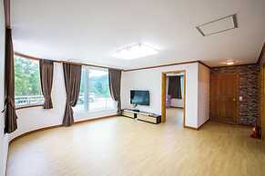 Sunny Hill Pension