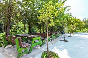 Sunny Hill Pension