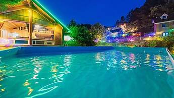 Sunny Hill Pension