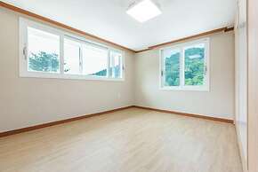 Sunny Hill Pension