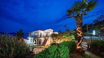 Santamonica Pension