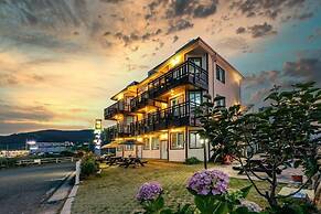 Star moon Pension