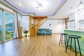 Star moon Pension