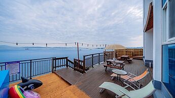 Blue and white pension