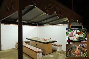 Apple farm stay