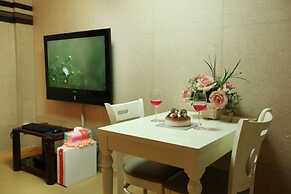 Apple farm stay