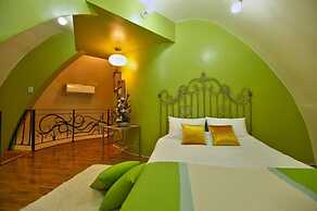 Apple farm stay