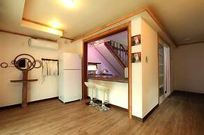 Apple farm stay