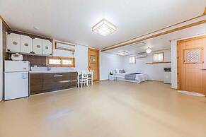 Apple farm stay