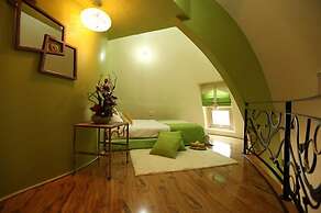 Apple farm stay