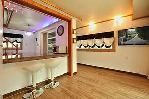 Apple farm stay